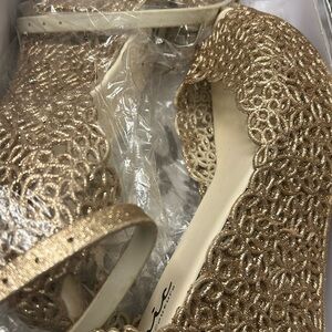 Chic gold rubber shoes